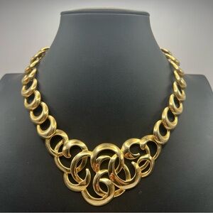 Striking Chunky Gold Tone Loop Chain Necklace w/ Scroll Centerpiece